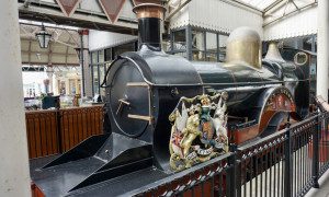 ALL ABOARD THE FLYING CARROT - Royal Train at Windsor